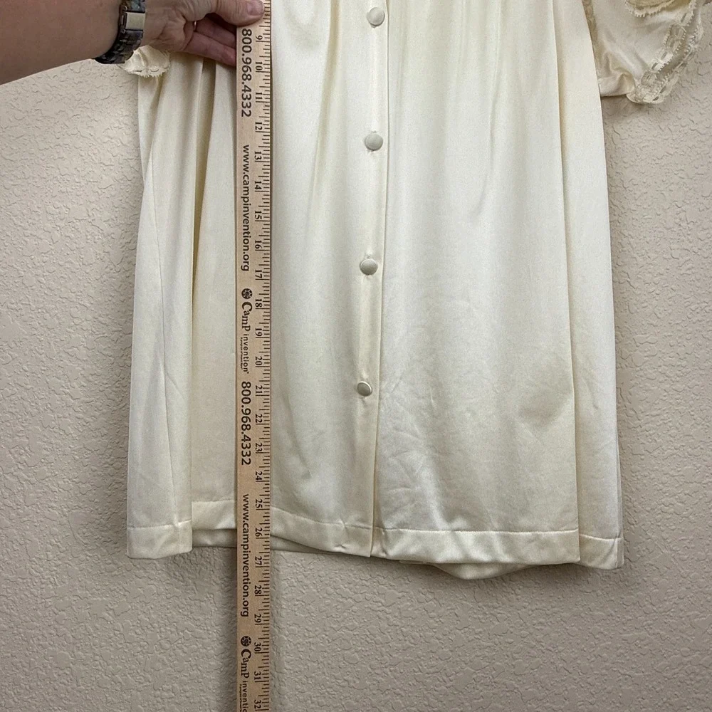 Vtg Vanity Fair Ivory Bed Jacket Nylon Tricot Flutter Sleeve Lace Trim USA Sz S